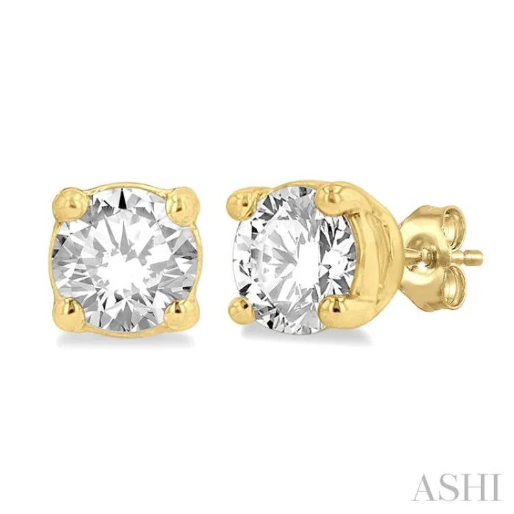 1/4 Ctw Round Cut Diamond Stud Earring in 14K Yellow Gold