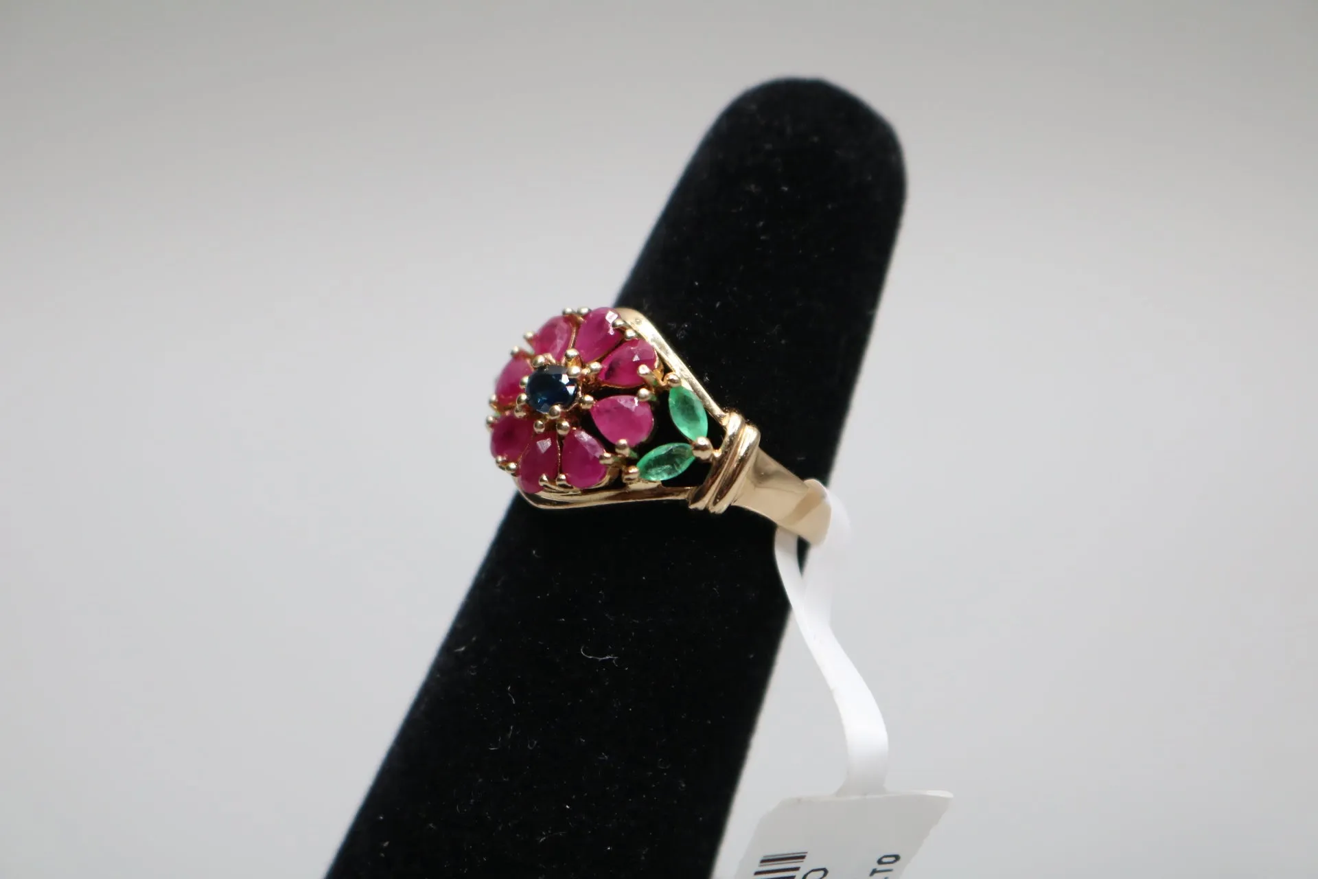 14-Karat Yellow Gold Fancy Colorful Flower Ring Size of 6 3/4