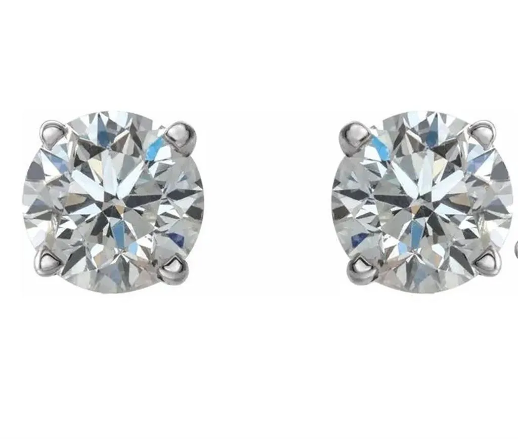 14K White Diamond 4-Prong Stud Earrings 0.20Cts