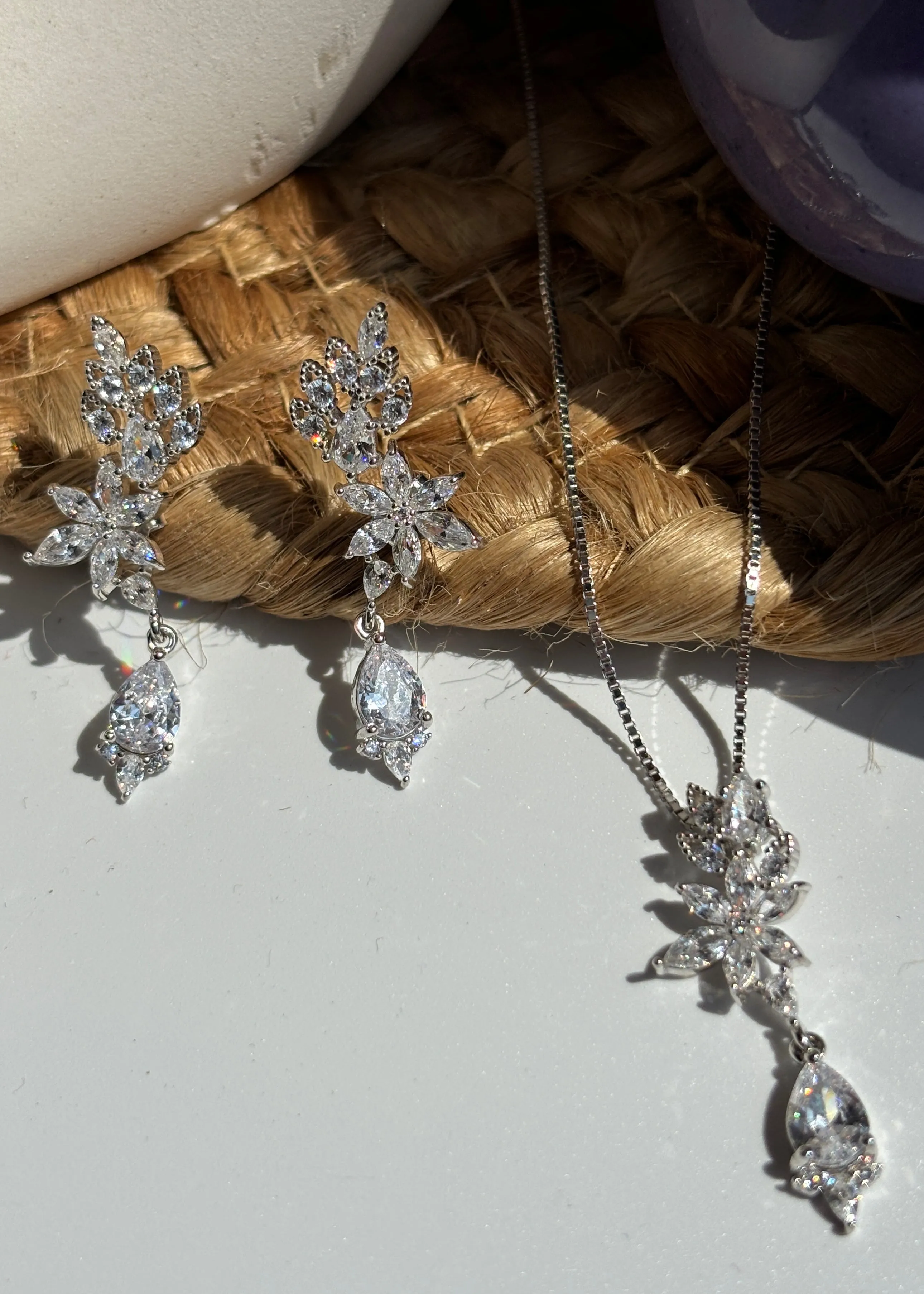 92.5 Silver Rhinestone Silver Pendant set