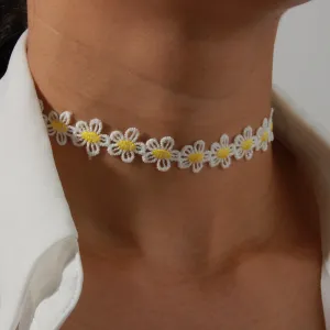 Beautiful Flowers Simple Clavicle Chain