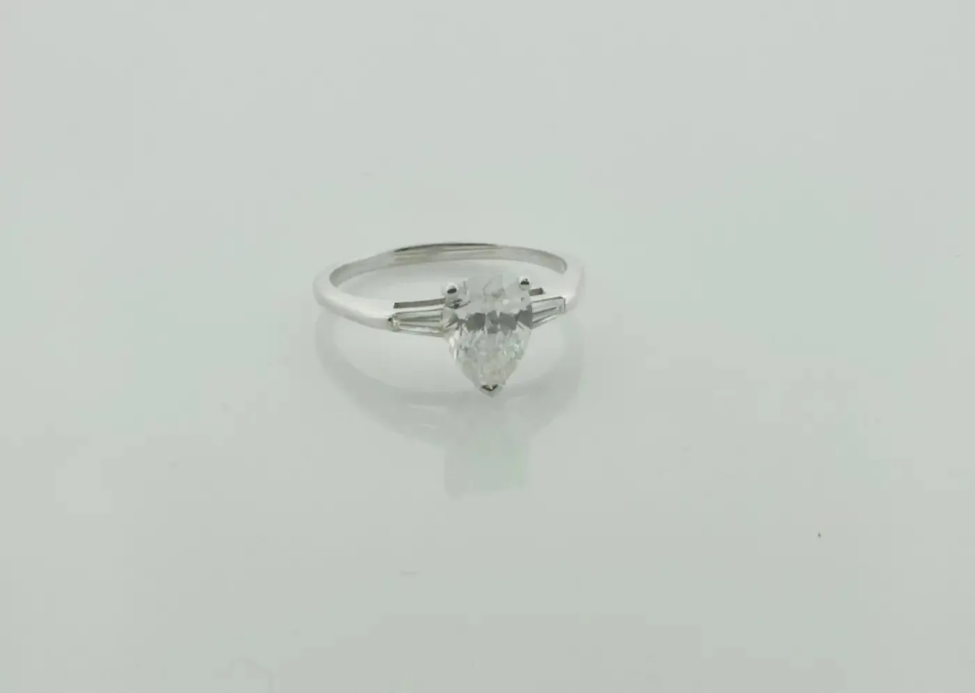 Classic Pear Shape Diamond Ring in Platinum 1.16 GIA F SI1