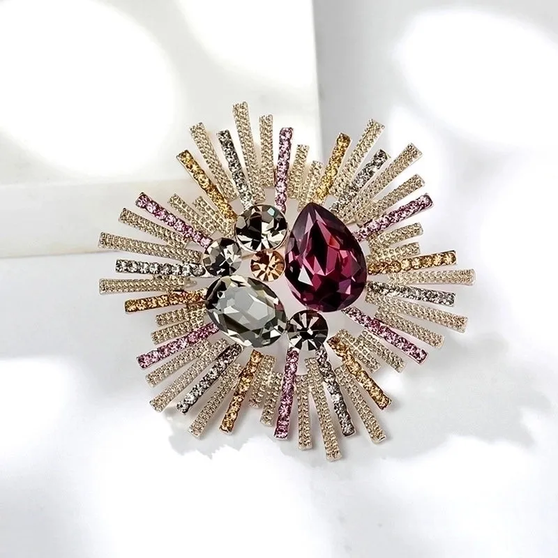 Luxurious Pin Flower Alloy Plating Artificial Diamond Women'S Brooches