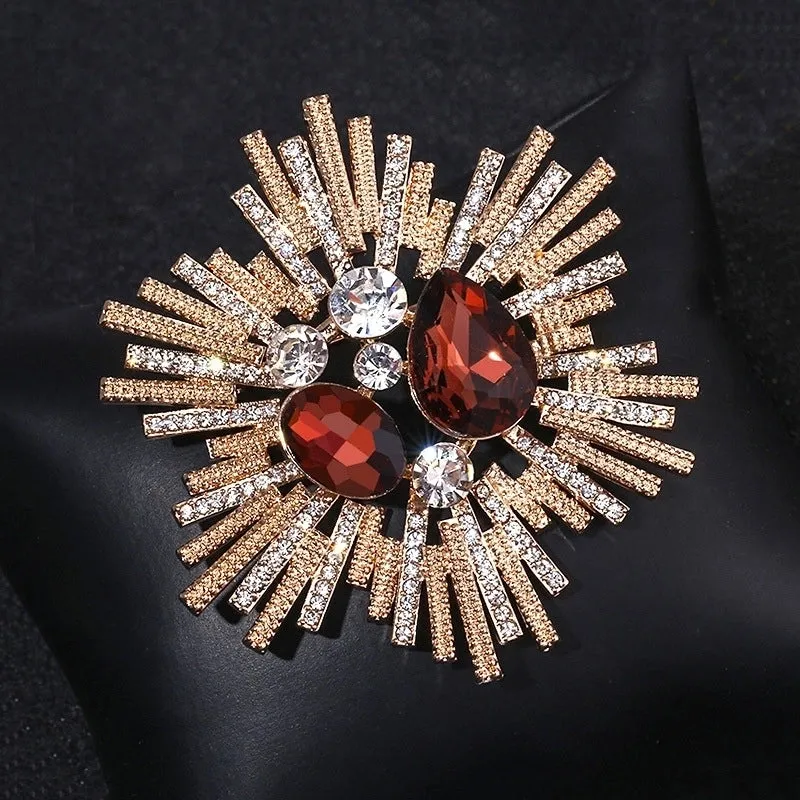 Luxurious Pin Flower Alloy Plating Artificial Diamond Women'S Brooches