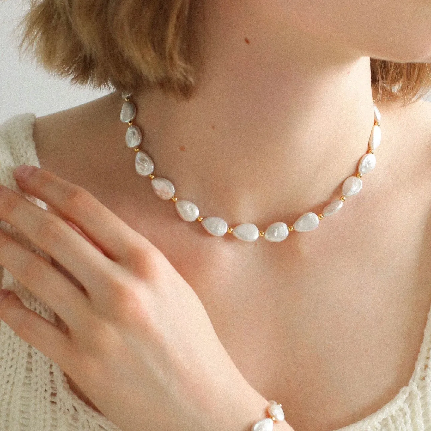 Mini Gold Bead and Teardrop Baroque Pearl Necklace