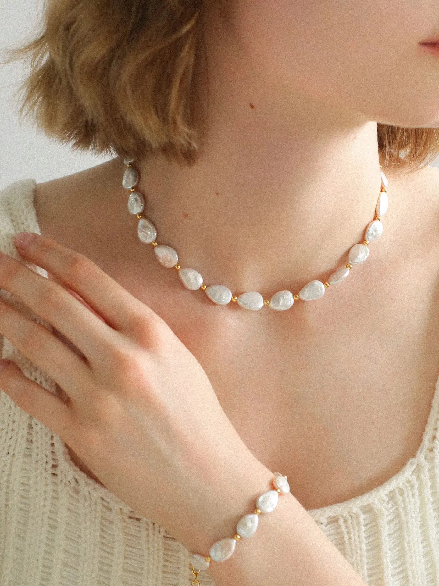 Mini Gold Bead and Teardrop Baroque Pearl Necklace