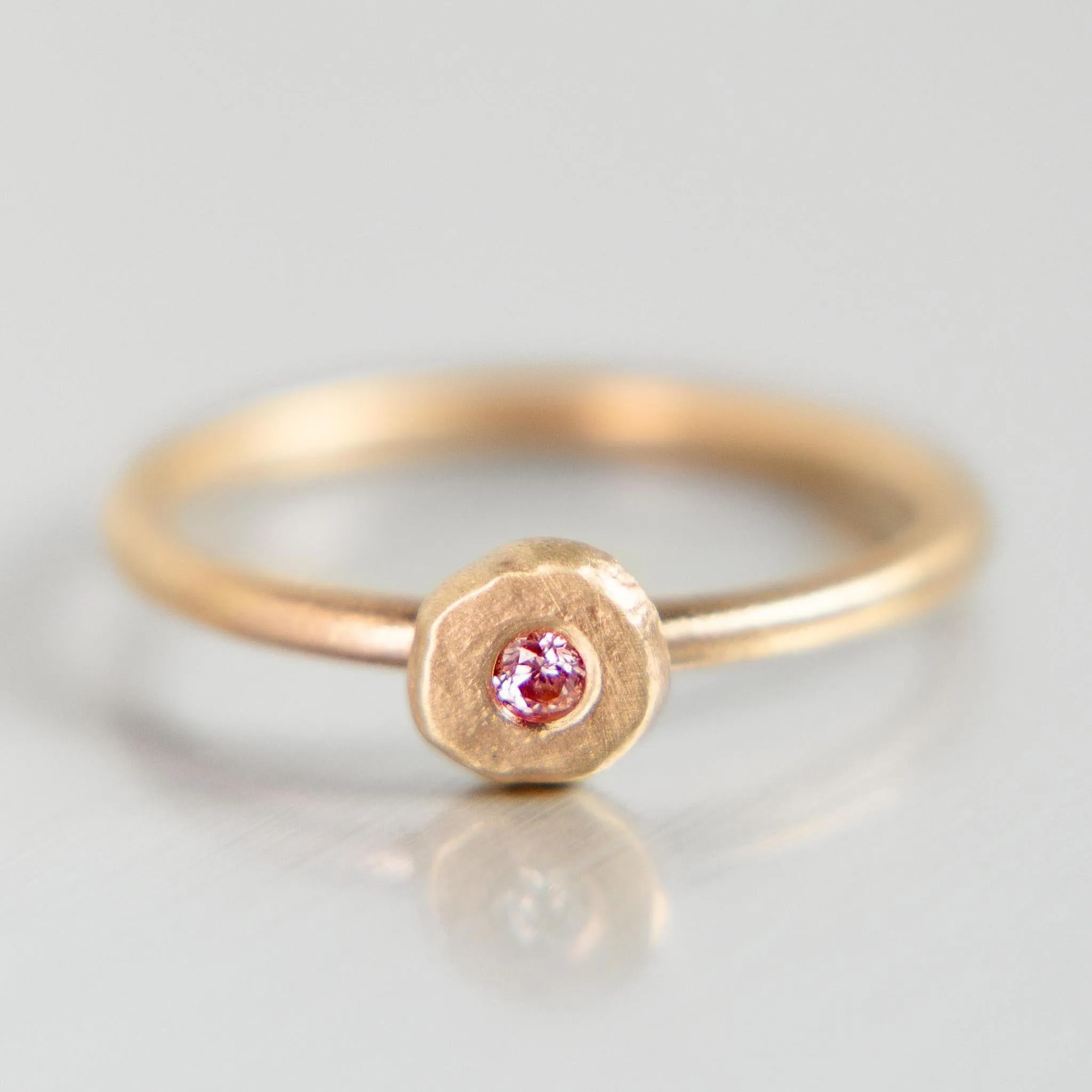 Pebble Ring in 14k Gold