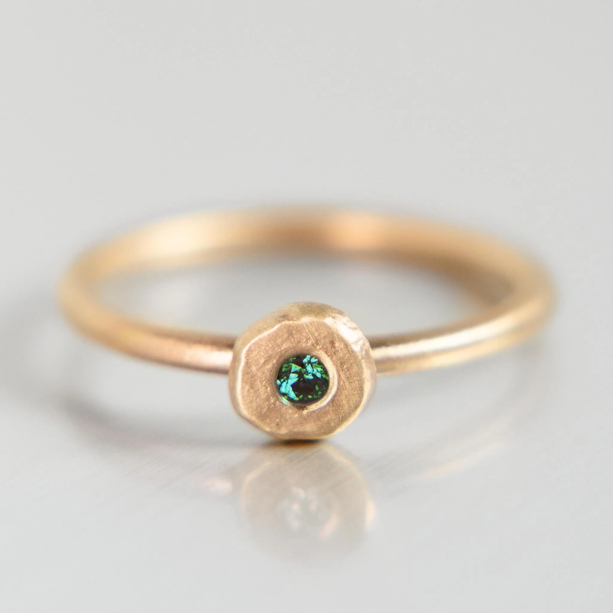 Pebble Ring in 14k Gold