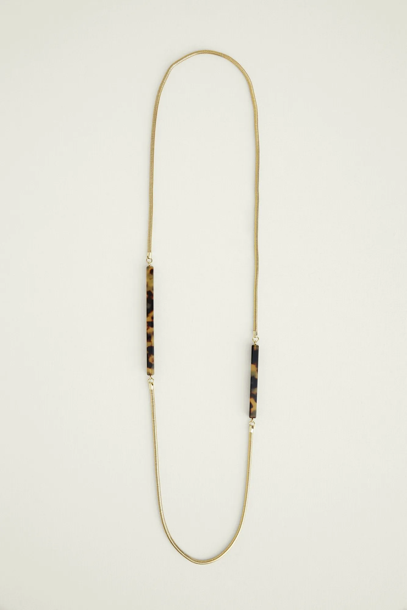 PLUMA Tortoise Necklace