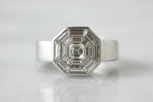 White Gold and Diamond Ring